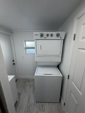 8717 SW 16th Place Davie FL 33324
