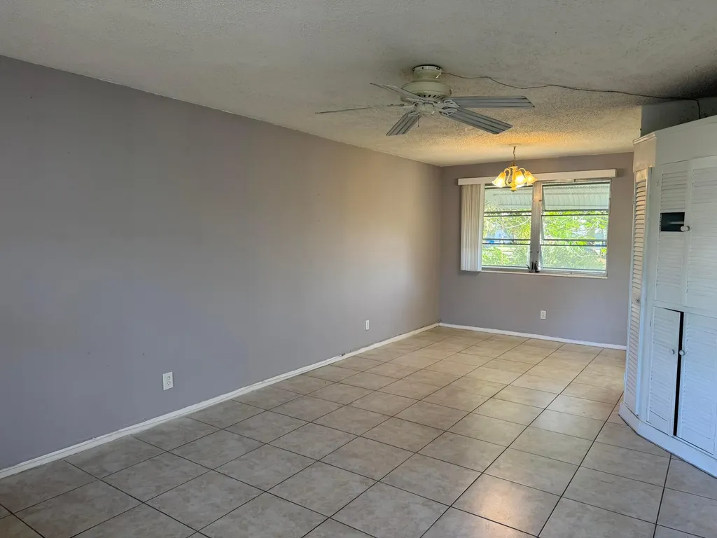 1710 Mckinley Street Hollywood FL 33020