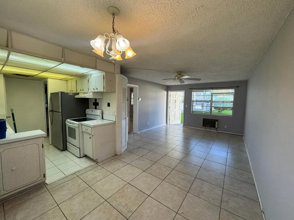 1710 Mckinley Street Hollywood FL 33020