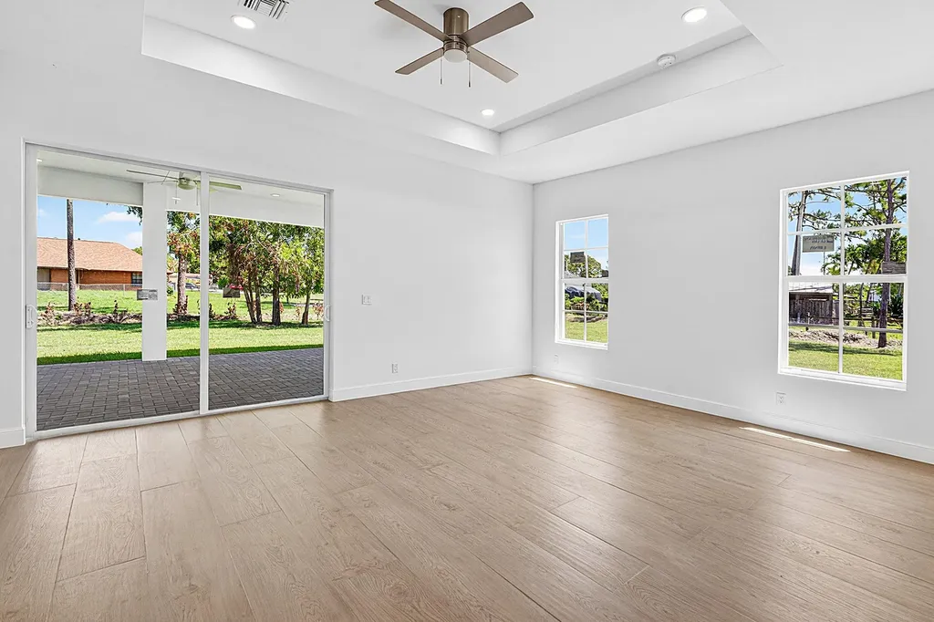15090 Temple Boulevard The Acreage FL 33470
