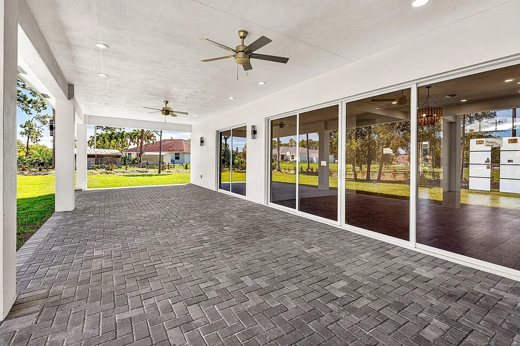 15090 Temple Boulevard The Acreage FL 33470
