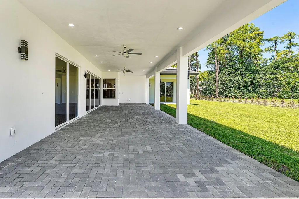 15090 Temple Boulevard The Acreage FL 33470