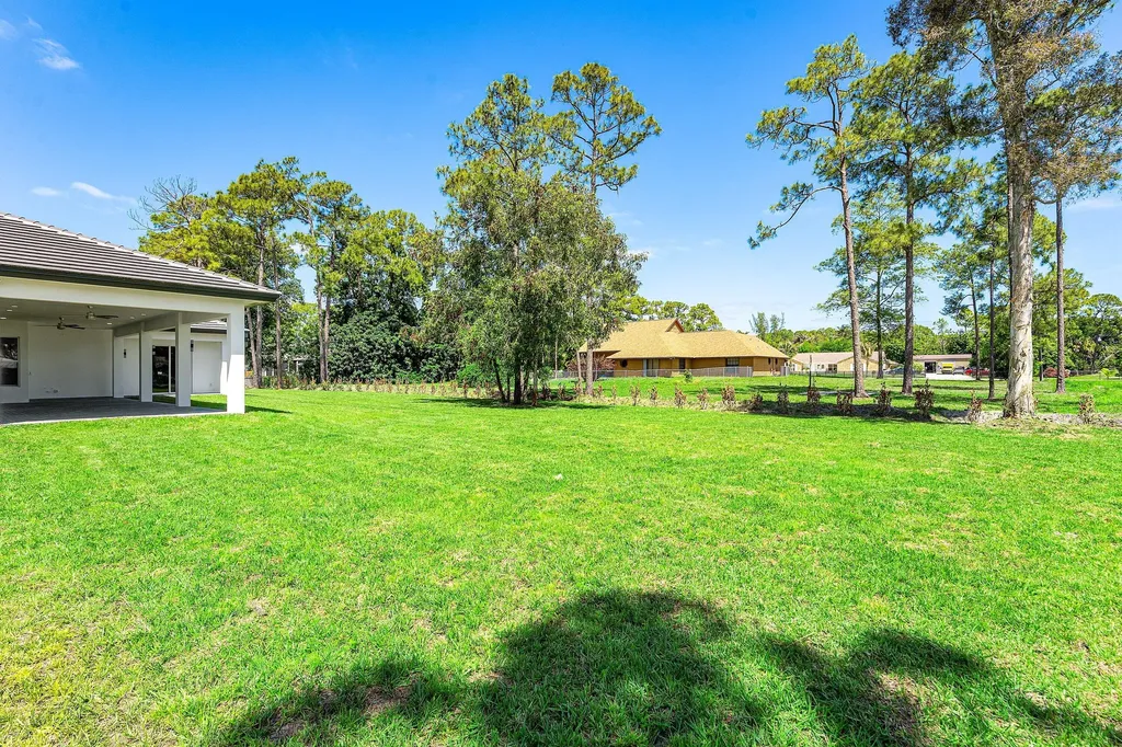 15090 Temple Boulevard The Acreage FL 33470