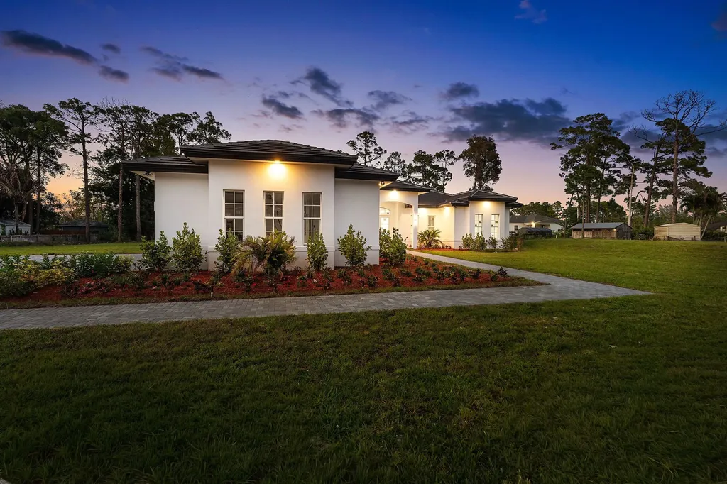 15090 Temple Boulevard The Acreage FL 33470