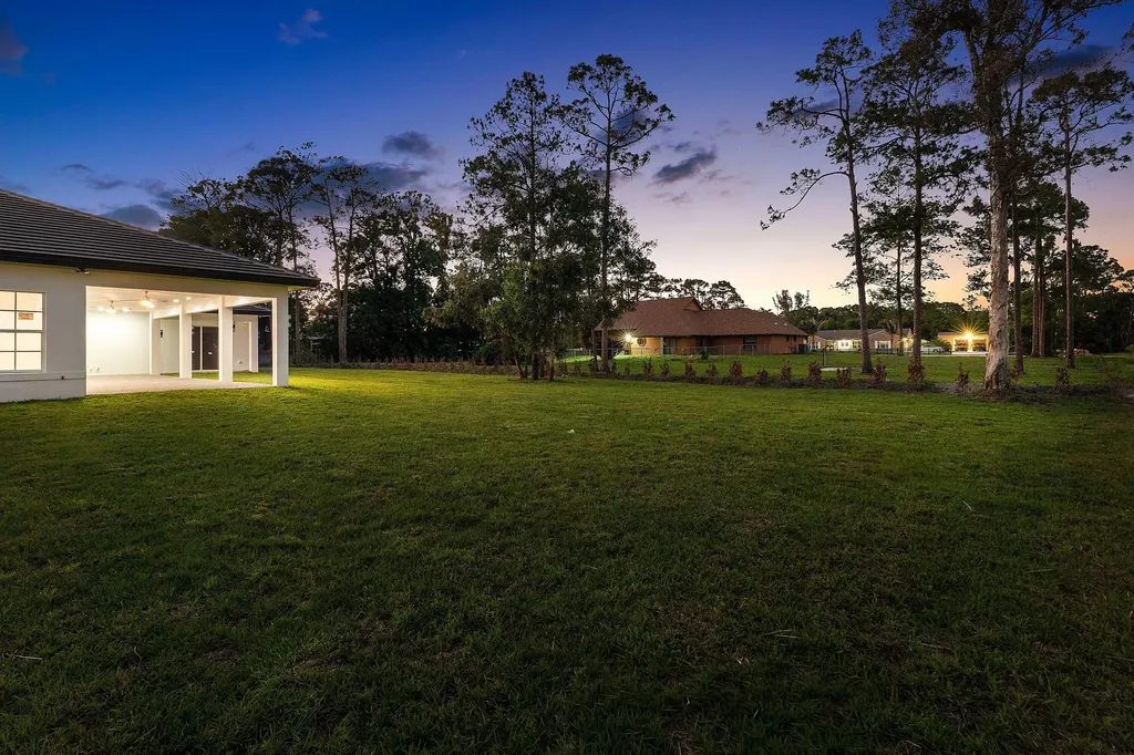 15090 Temple Boulevard The Acreage FL 33470
