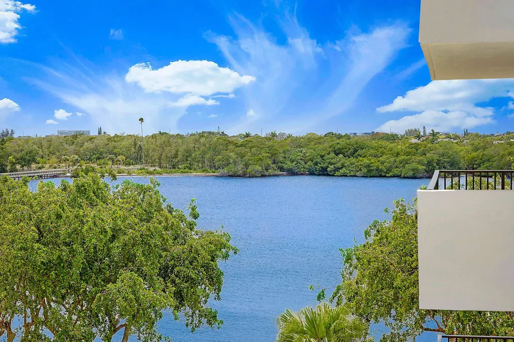 2121 N Ocean Boulevard Boca Raton FL 33431