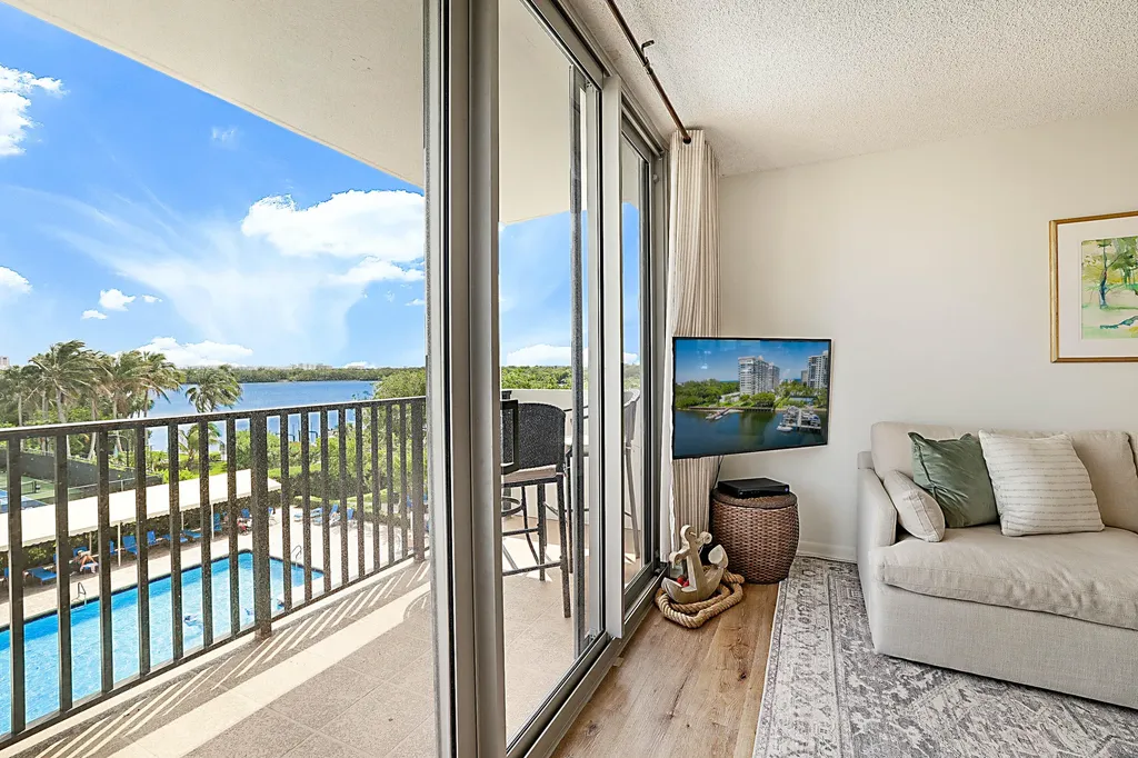 2121 N Ocean Boulevard Boca Raton FL 33431