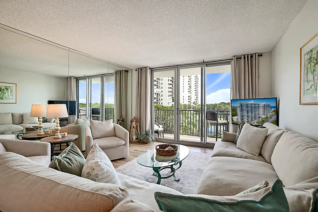 2121 N Ocean Boulevard Boca Raton FL 33431