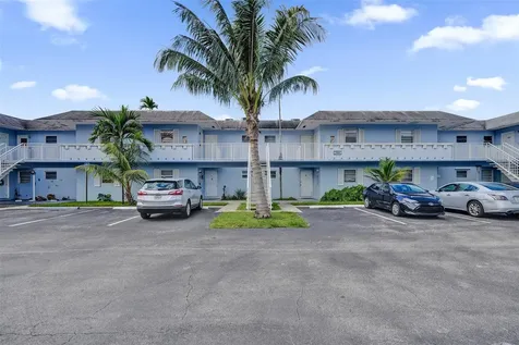 7580 SW 82nd Street Miami FL 33143