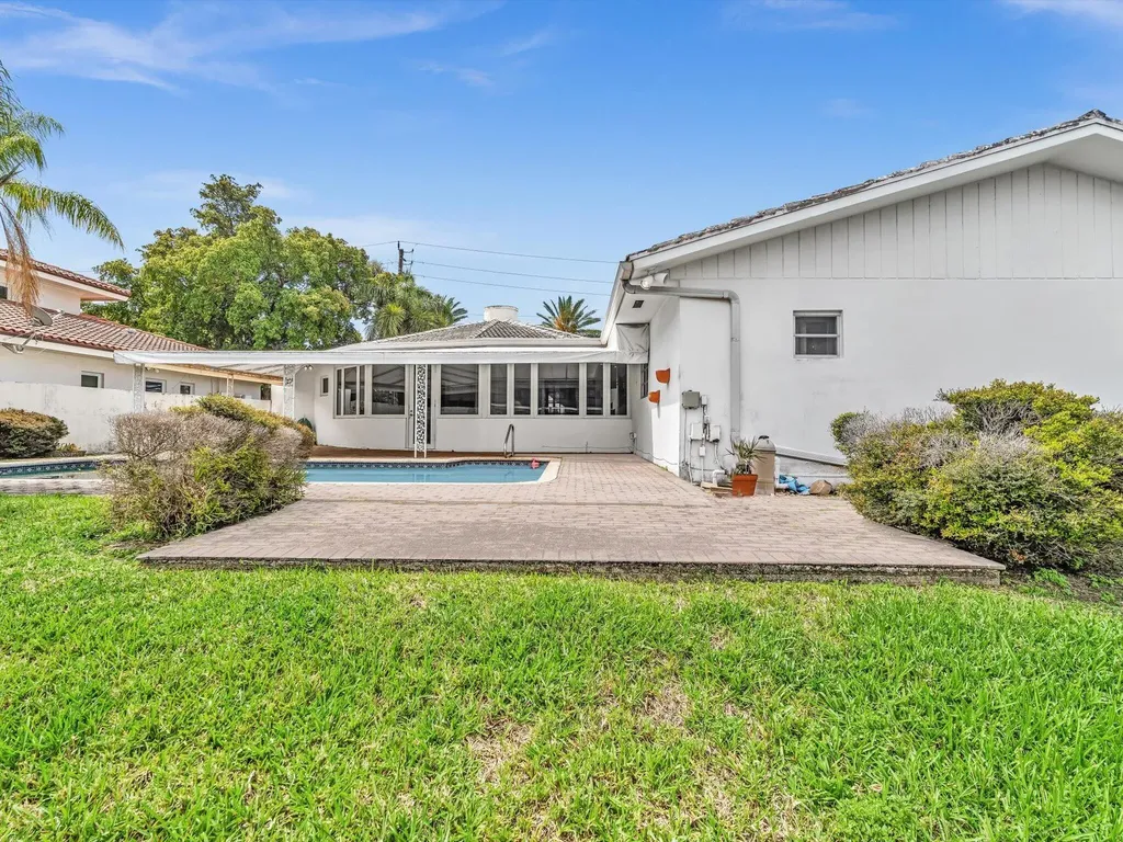 3051 NE 44th Street Fort Lauderdale FL 33308
