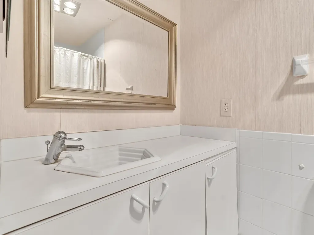 3051 NE 44th Street Fort Lauderdale FL 33308