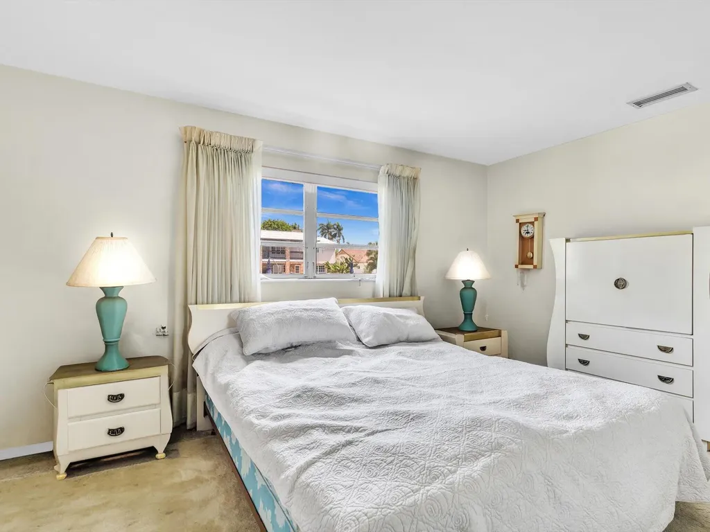 3051 NE 44th Street Fort Lauderdale FL 33308