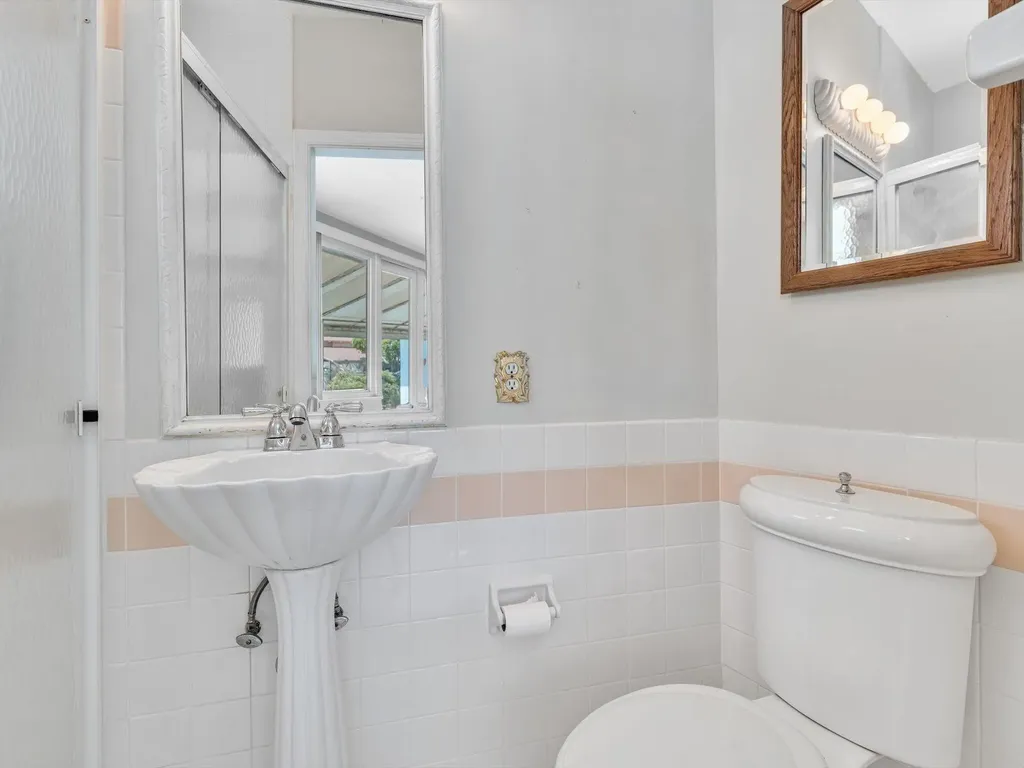 3051 NE 44th Street Fort Lauderdale FL 33308