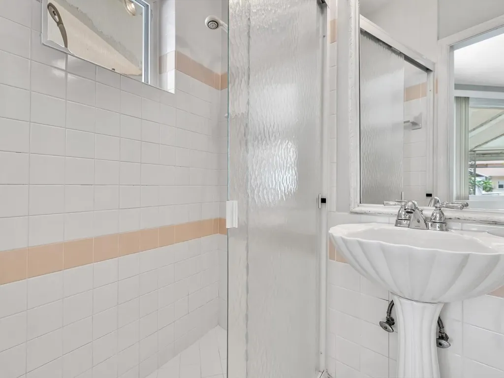 3051 NE 44th Street Fort Lauderdale FL 33308