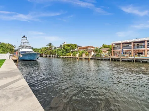 3051 NE 44th Street Fort Lauderdale FL 33308