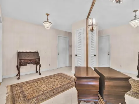 3051 NE 44th Street Fort Lauderdale FL 33308