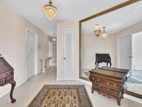 3051 NE 44th Street Fort Lauderdale FL 33308