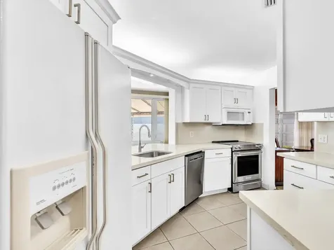 3051 NE 44th Street Fort Lauderdale FL 33308
