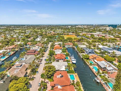 3051 NE 44th Street Fort Lauderdale FL 33308