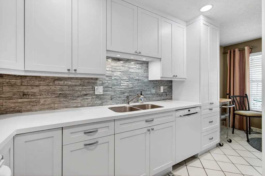 1835 NW 13th Street Delray Beach FL 33445