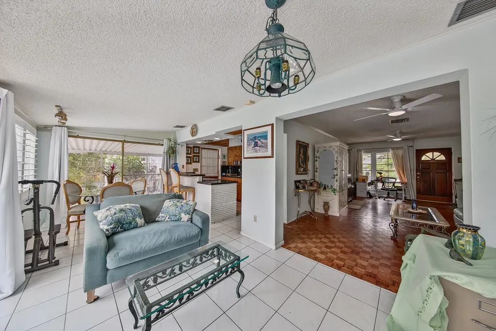 904 Citrus Isle Fort Lauderdale FL 33315
