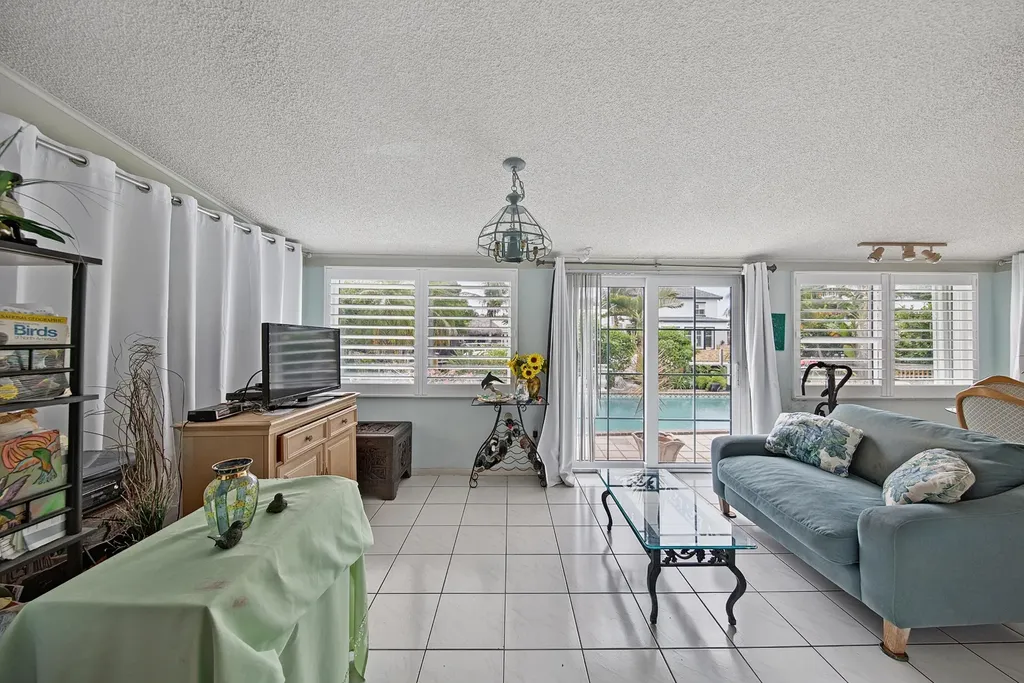 904 Citrus Isle Fort Lauderdale FL 33315