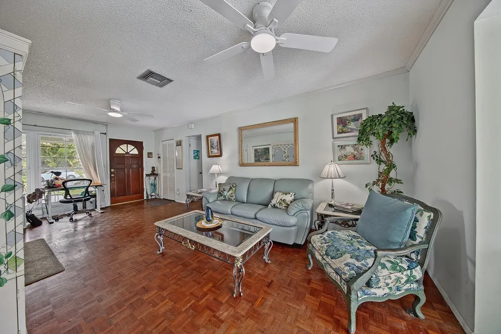 904 Citrus Isle Fort Lauderdale FL 33315