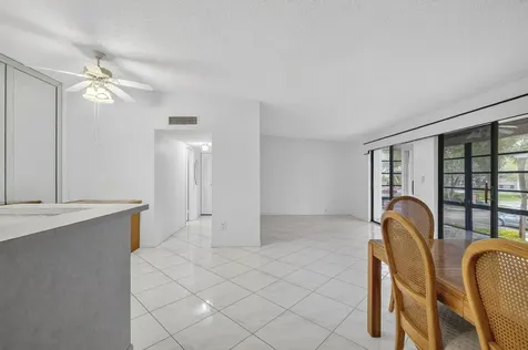 7648 Ashmont Circle Tamarac FL 33321