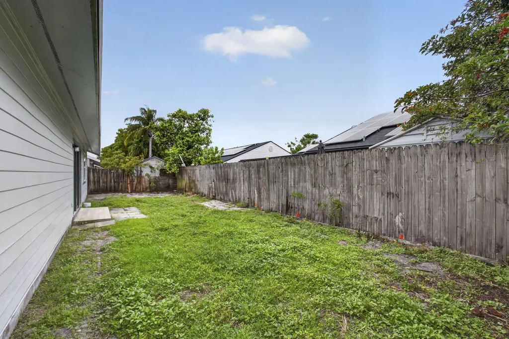 7771 Blackwood Lane Lake Worth FL 33467