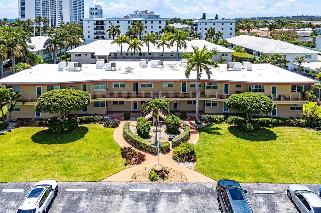 930 Osceola Drive Boca Raton FL 33432