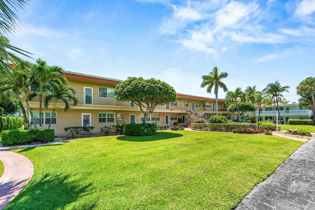 930 Osceola Drive Boca Raton FL 33432