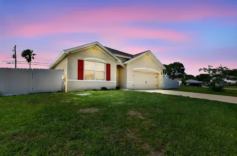 393 SW Tarra Avenue Port St Lucie FL 34953
