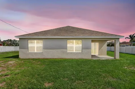 393 SW Tarra Avenue Port St Lucie FL 34953