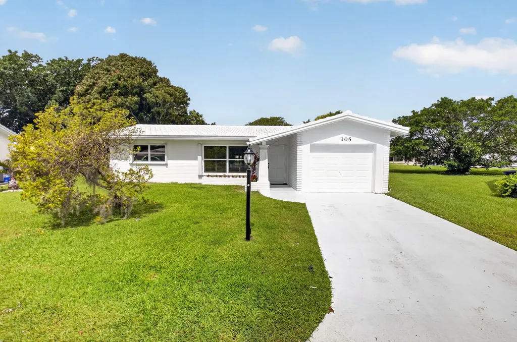 105 NW 8th Place Boynton Beach FL 33426