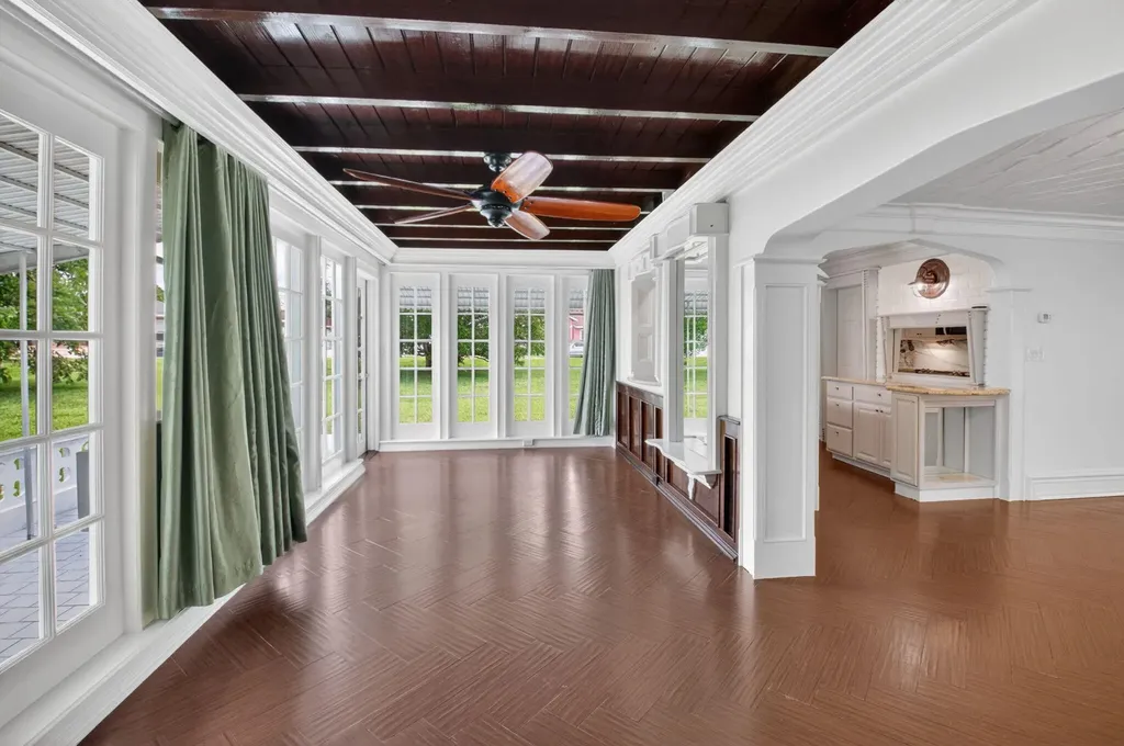 105 NW 8th Place Boynton Beach FL 33426