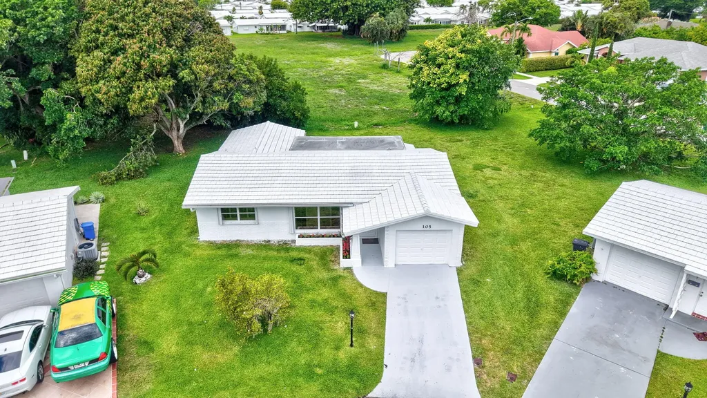 105 NW 8th Place Boynton Beach FL 33426