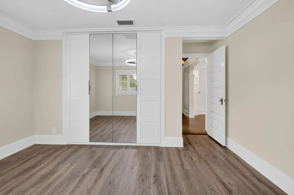 105 NW 8th Place Boynton Beach FL 33426