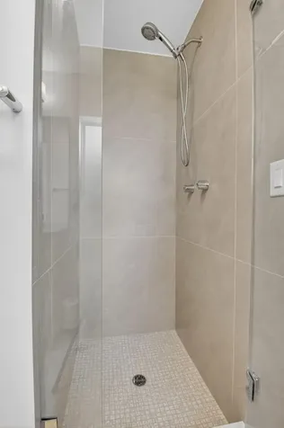 105 NW 8th Place Boynton Beach FL 33426