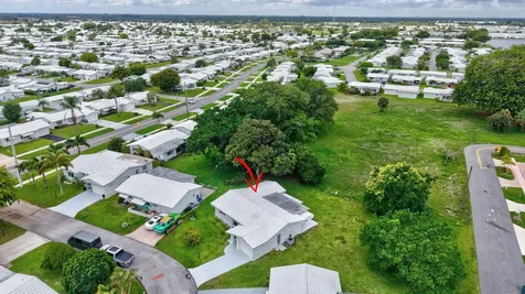 105 NW 8th Place Boynton Beach FL 33426
