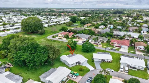 105 NW 8th Place Boynton Beach FL 33426