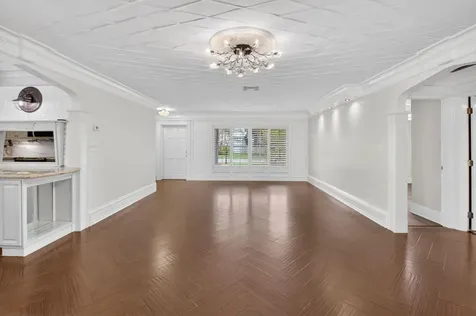 105 NW 8th Place Boynton Beach FL 33426