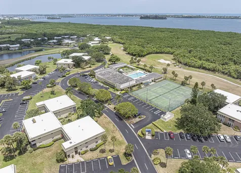 35 Vis Gardens Trail Vero Beach FL 32962