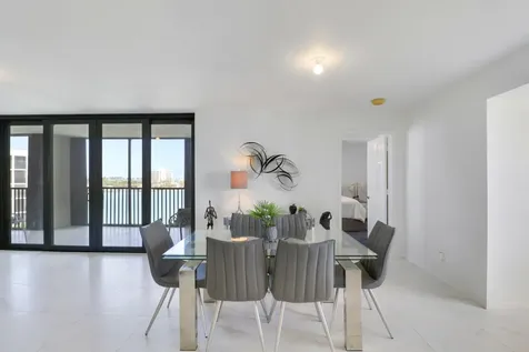19800 Sandpointe Bay Drive Tequesta FL 33469
