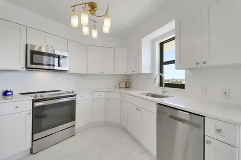 19800 Sandpointe Bay Drive Tequesta FL 33469