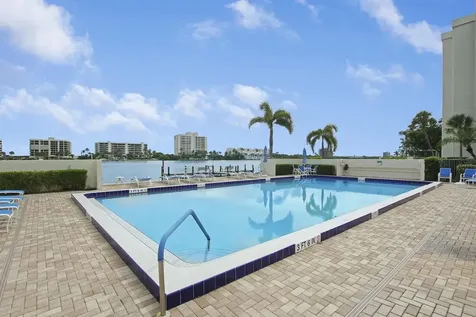 19800 Sandpointe Bay Drive Tequesta FL 33469