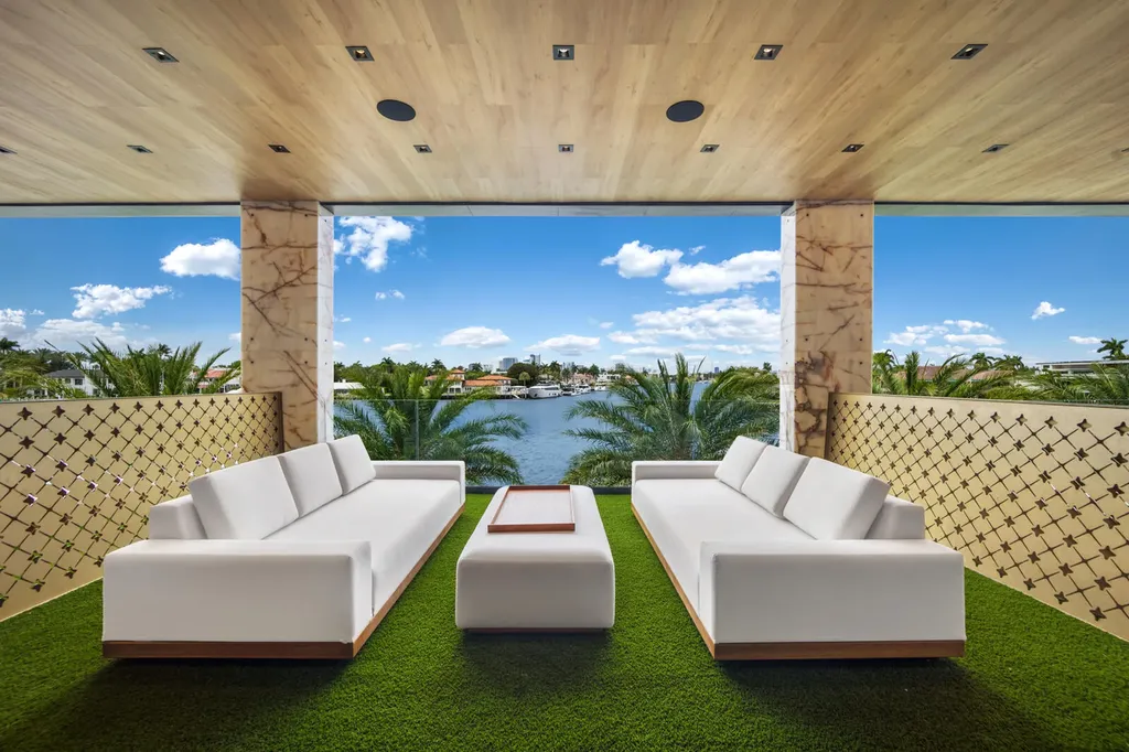 513 Middle River Drive Fort Lauderdale FL 33304