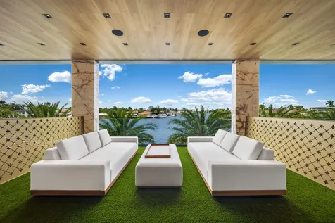 513 Middle River Drive Fort Lauderdale FL 33304