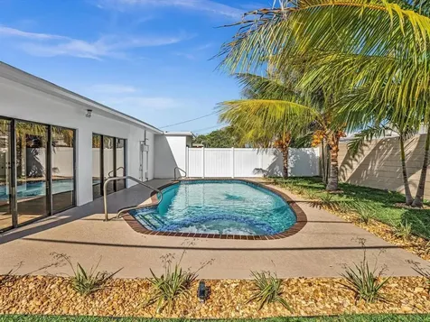 541 NE 18th Street Boca Raton FL 33432