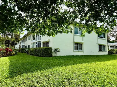 1101 Bahama Bend Coconut Creek FL 33066