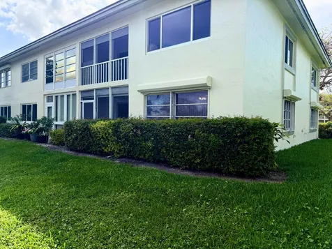 1101 Bahama Bend Coconut Creek FL 33066